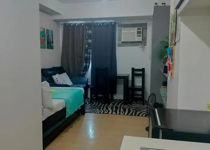 Cozy View In Quezon - Your Away From *